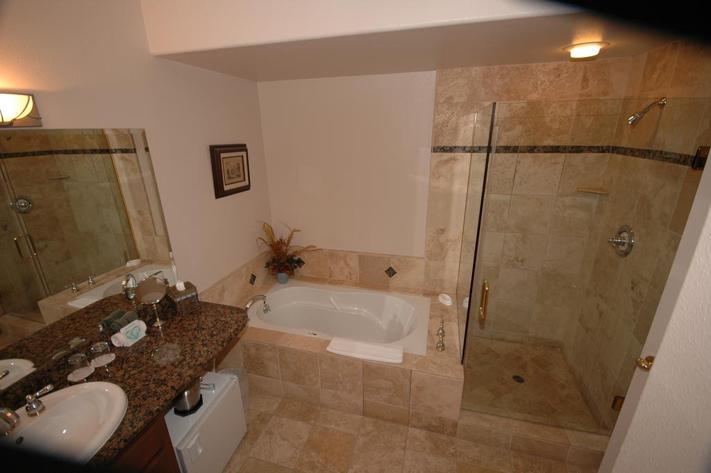 The Oceanfront Stay On Miramarbeach Hmb El Granada Ruang foto