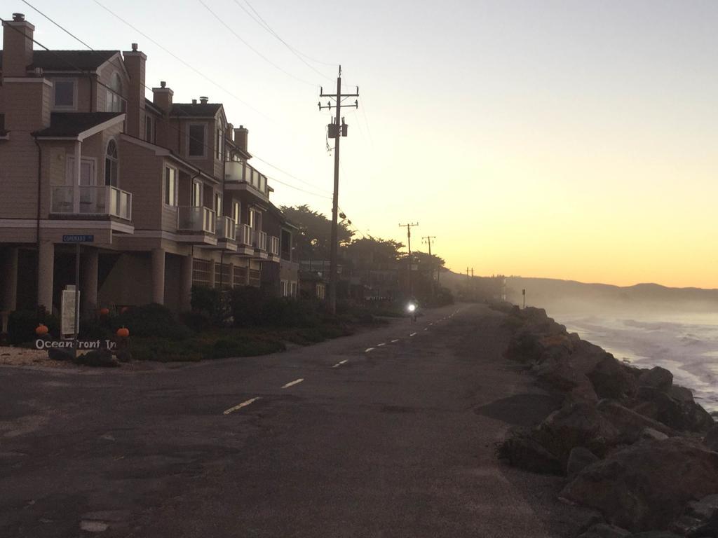 The Oceanfront Stay On Miramarbeach Hmb El Granada Bagian luar foto
