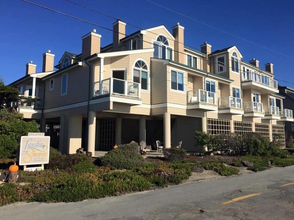 The Oceanfront Stay On Miramarbeach Hmb El Granada Bagian luar foto